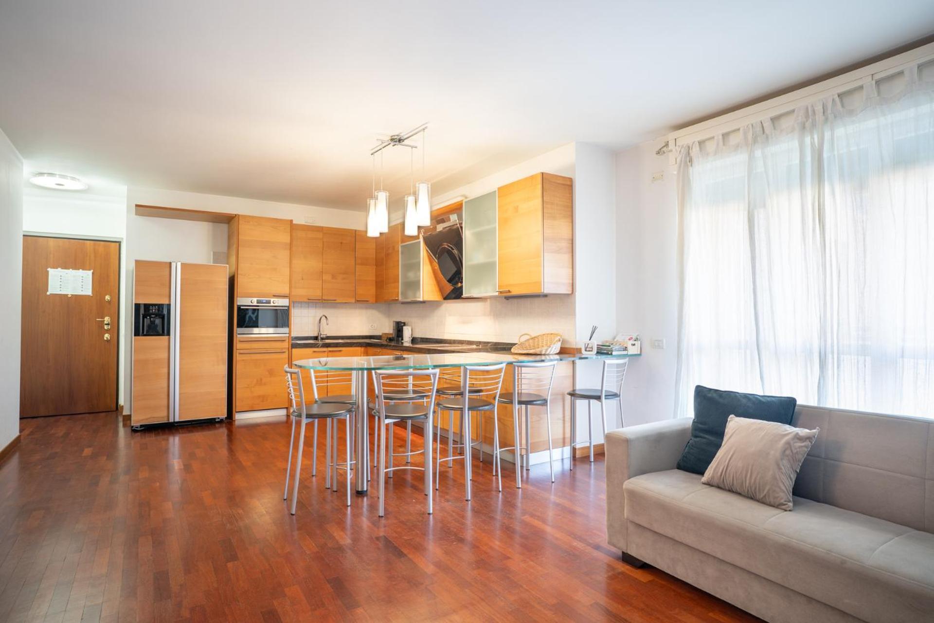 Large Well-Equipped Appartement Near Como Lake Lecco Dış mekan fotoğraf